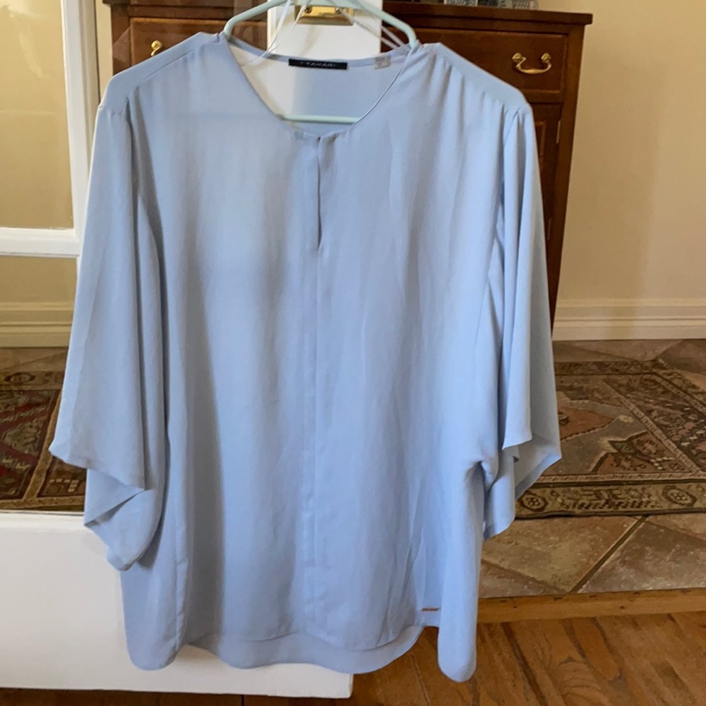 T Tahari Blouse